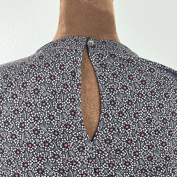 Loft Gray Print Long Sleeve Top with Ruffled Hem Size Medium - Picture 4 of 8